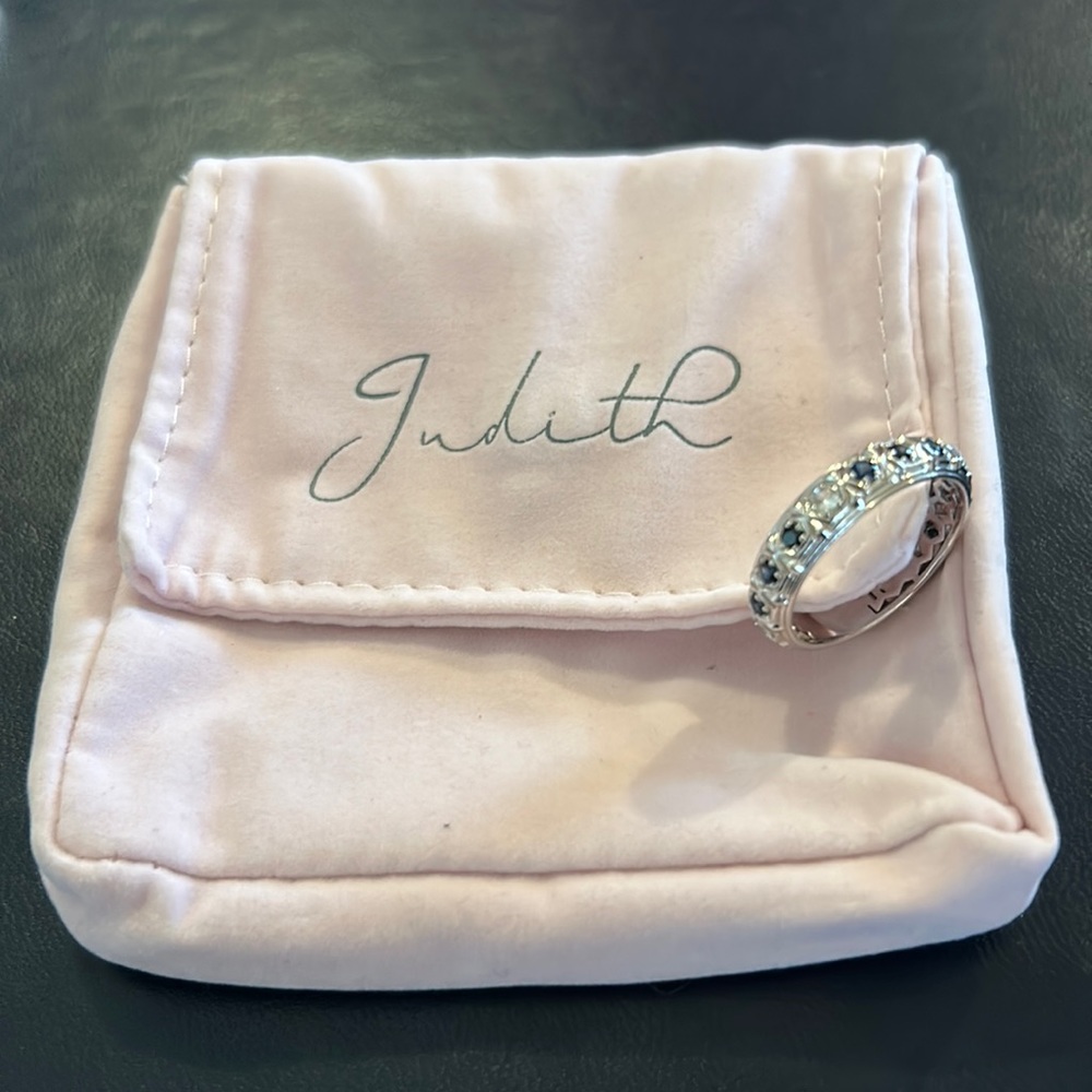 Judith Ripka blue and white sapphire ring size 9